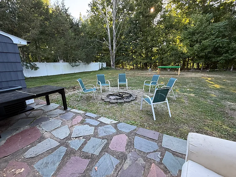 40 Dunn Rd — Photo 26