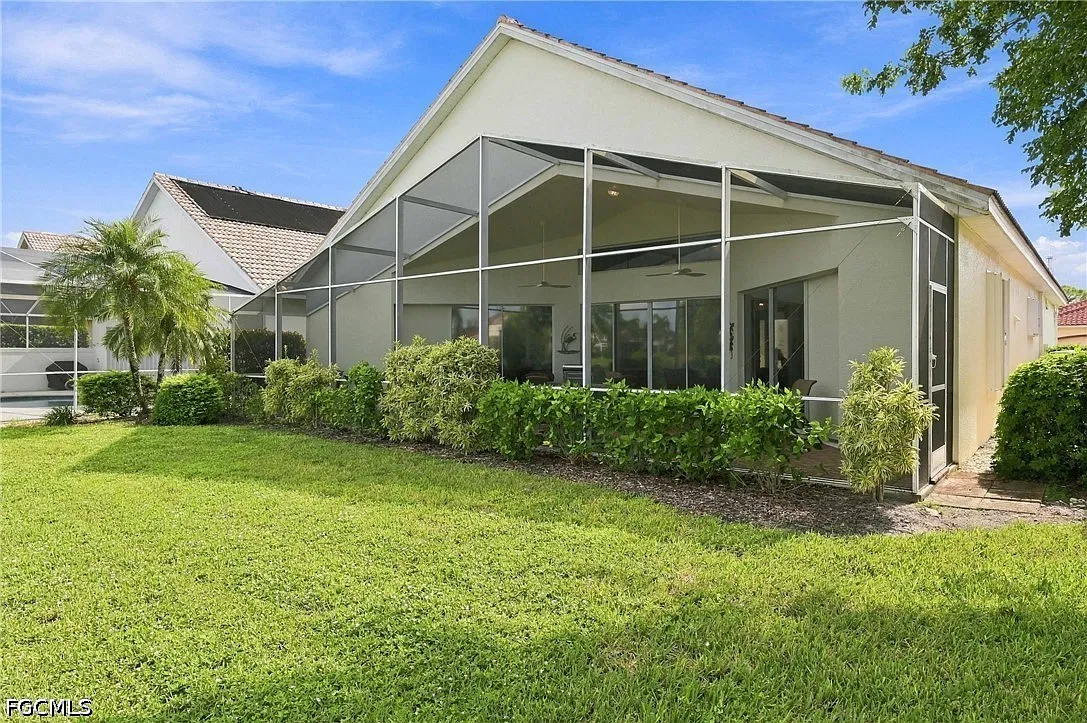 2 bed, 2.0 bath, 1871 sqft, $6,950 — Photo 4