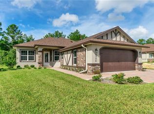 9304 S Deer Park Dr, Homosassa, FL 34446