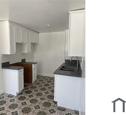 3rd image of 711 W 81st St APT 3