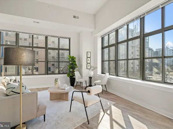 460 New York Ave NW Unit 304, Washington, DC 20001