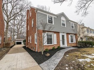 2347 Lalemant Rd, University Heights, OH 44118