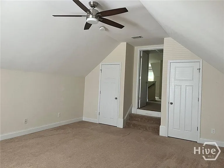 73 Waverly Ln — Photo 8