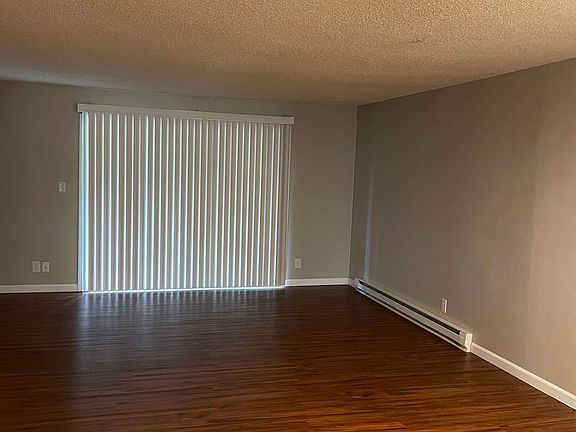 4th image of 4094 Market St NE APT 14