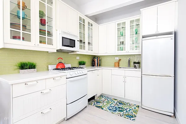 Sold by Corcoran | media 7