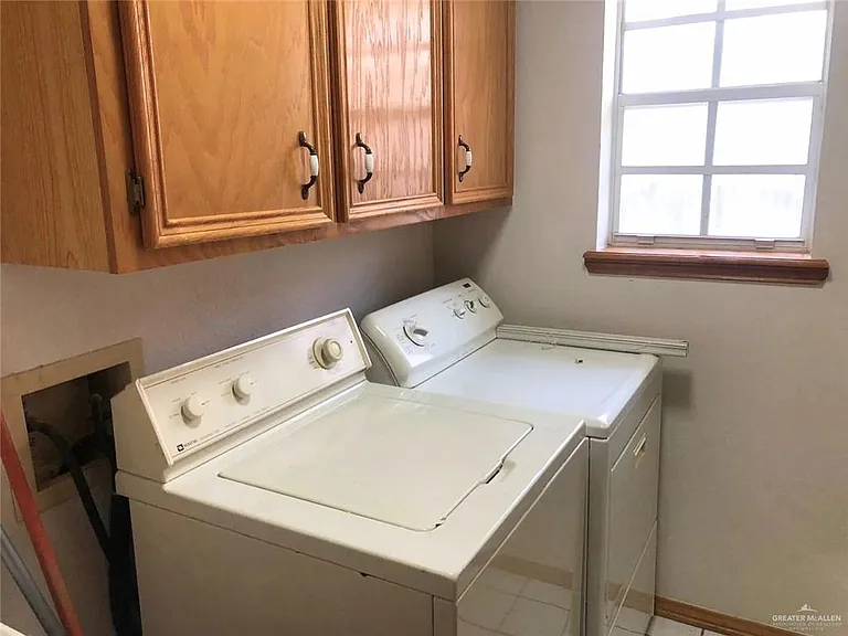 1216 W Heron Ct — Photo 13