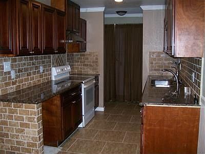 2nd image of 250 Orion Dr