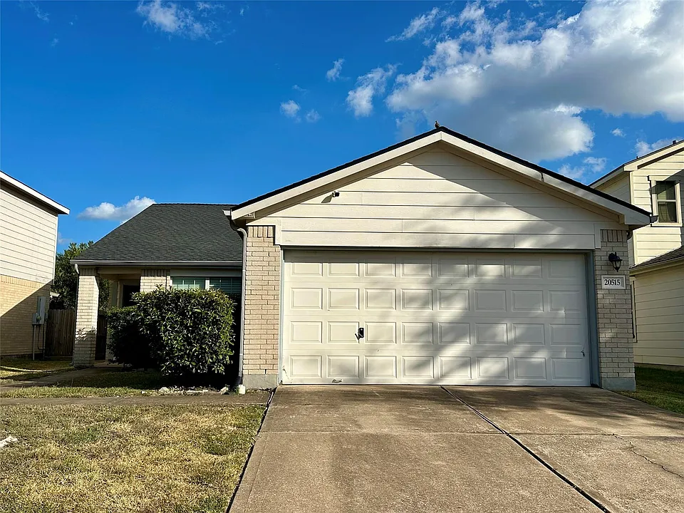 20515 Hillsdale Park Dr