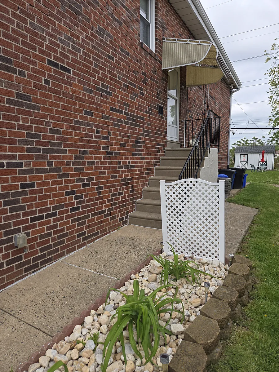 Building Photo - 1819 Beyer Ave #B
