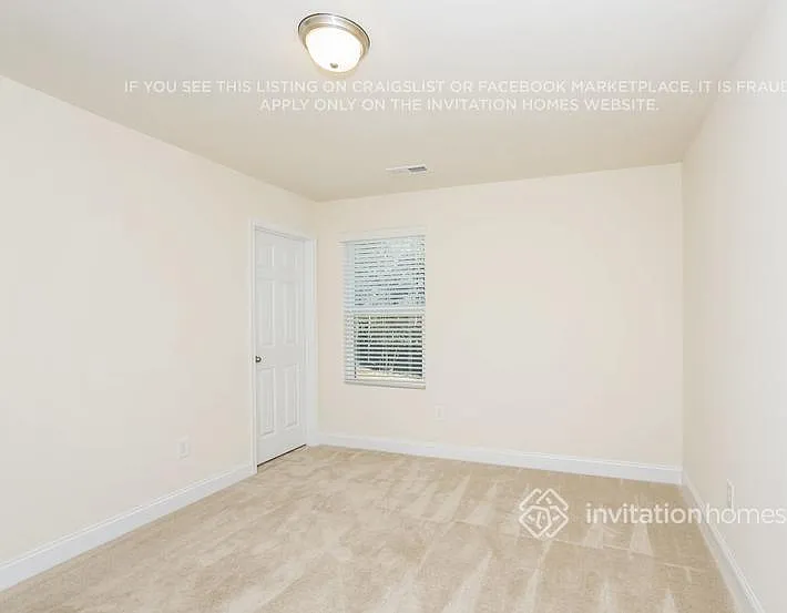 9823 Maywine Cir — Photo 11