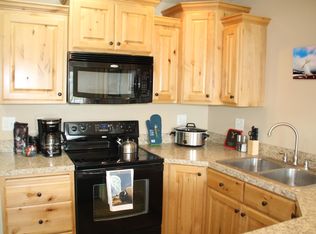 195 Robison Dr, Idaho Falls, ID 83406