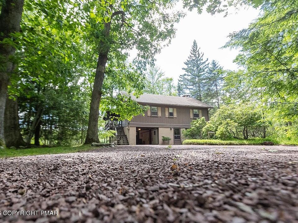 1st image of 322 Crescent Lake Rd