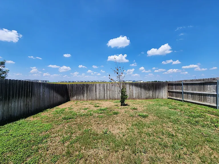 1143 Creekside Orch — Photo 22