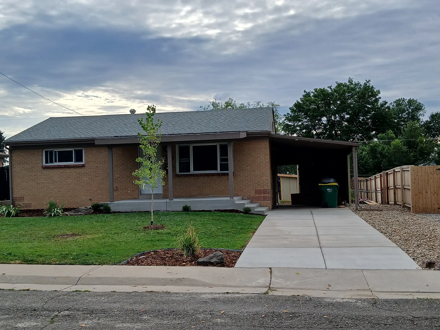 3 bed, 1650 sqft, $2,575 — Photo 1
