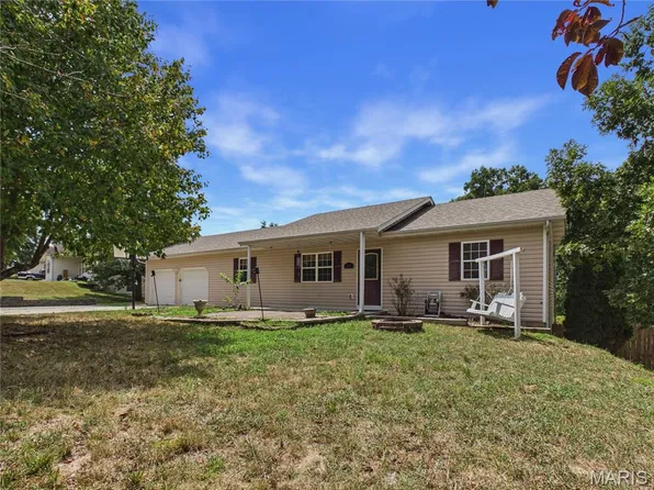15505 Top Dr, Saint Robert, MO 65584