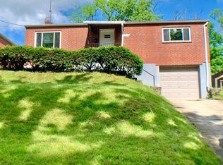 250 Ridgeway Rd, Cincinnati, OH 45216