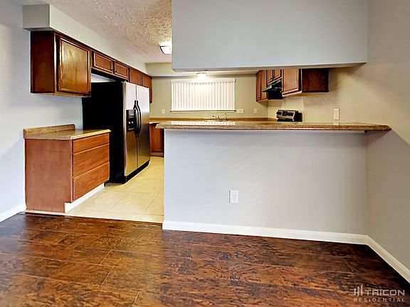 5th image of 10330 Lone Brook Dr