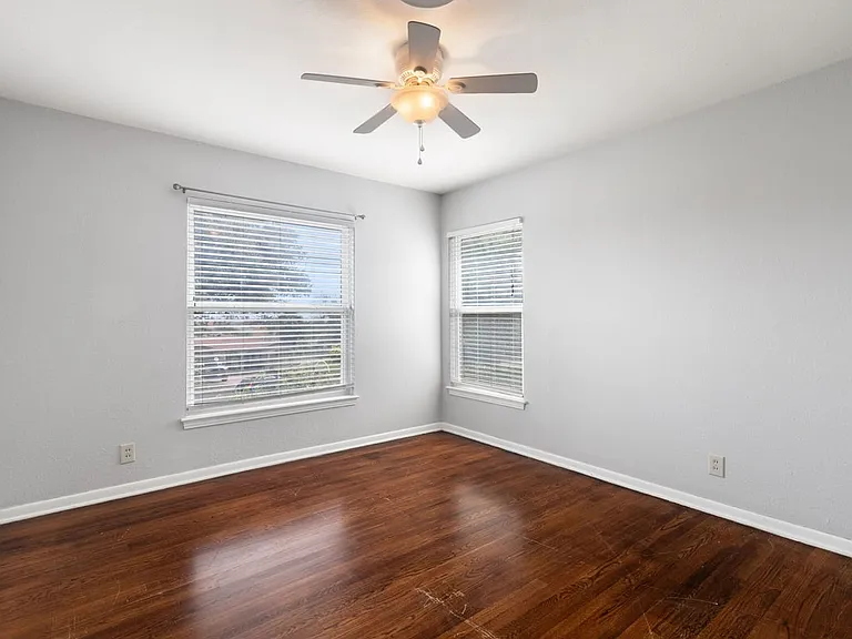 311 Karen Ln #A — Photo 7