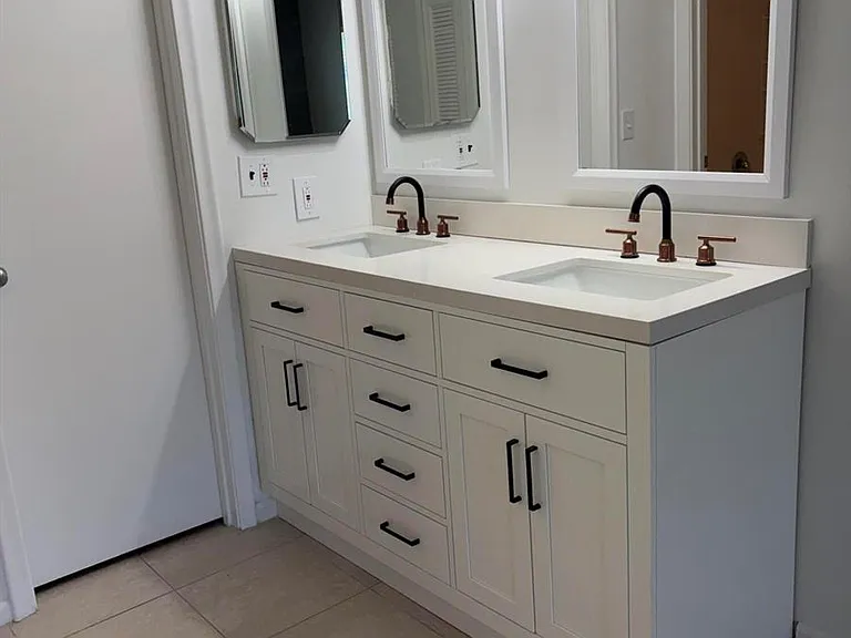 2520 Black Olive Blvd #203 — Photo 12