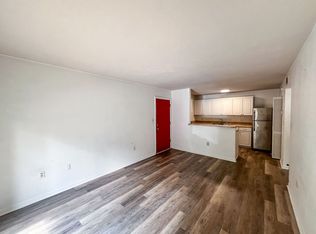 1035 SW 9th St APT E1, Gainesville, FL 32601