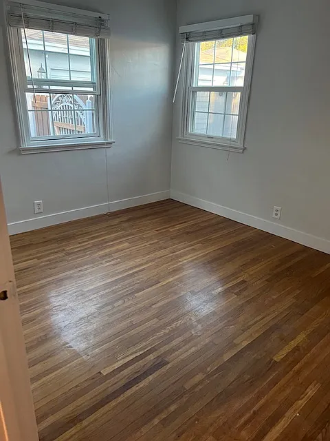 2 bed, 800 sqft, $3,750 — Photo 3