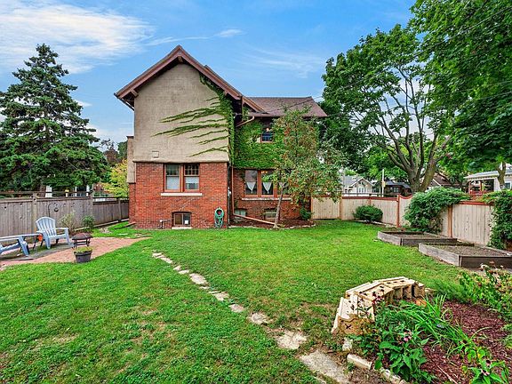 4th image of 1202 S Layton BOULEVARD