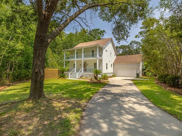 134 Newfield St, Saint Simons Island, GA 31522