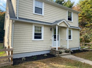 61 Black Plain Rd, Exeter, RI 02822