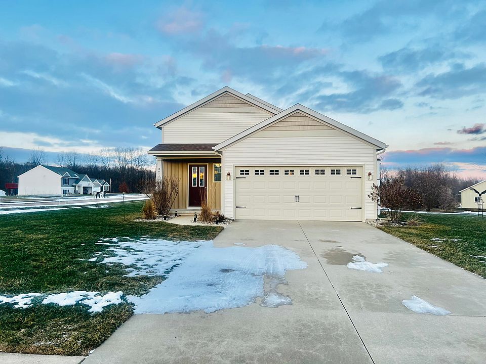 1st image of 2475 Remington Ct