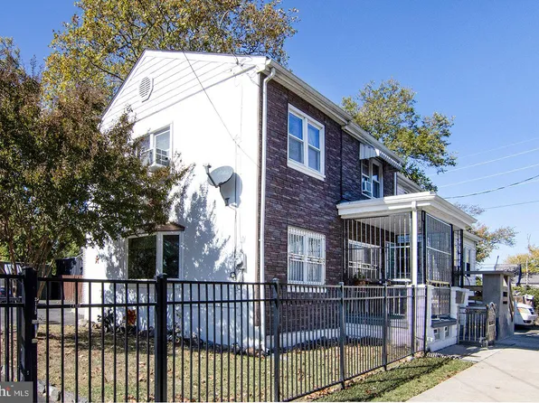 2115 S 10th St, Camden, NJ 08104