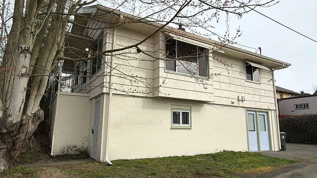 3 bed, 1800 sqft, $3,195 — Photo 1