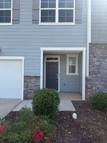 115 Hunston Dr Photo 1