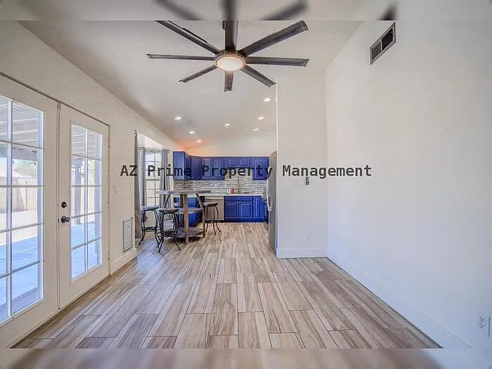 9054 N 84th Ln — Photo 7
