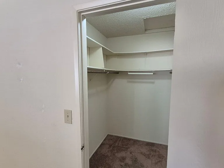 3332 Jayanne Way — Photo 16