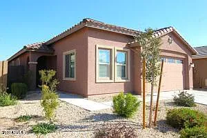 4 bed, 2.0 bath, 1794 sqft, $2,450 — Photo 2