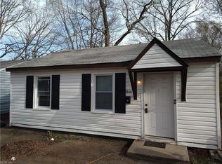 1946 Long Green Ln, Hampton, VA 23663