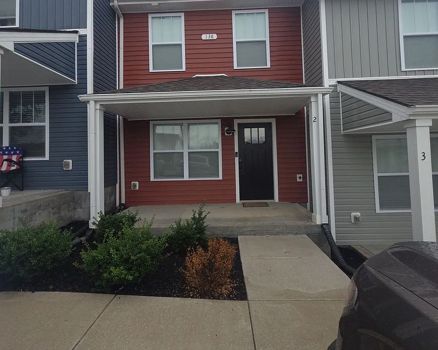 138 Blackman St #2