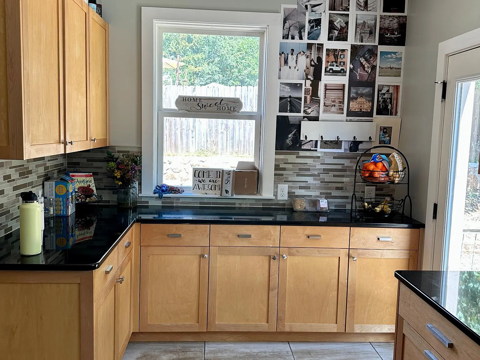 5 bed, 2048 sqft, $4,750 — Photo 3