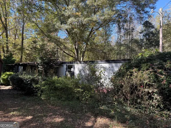 64 Twin Oak Dr, Carrollton, GA 30117