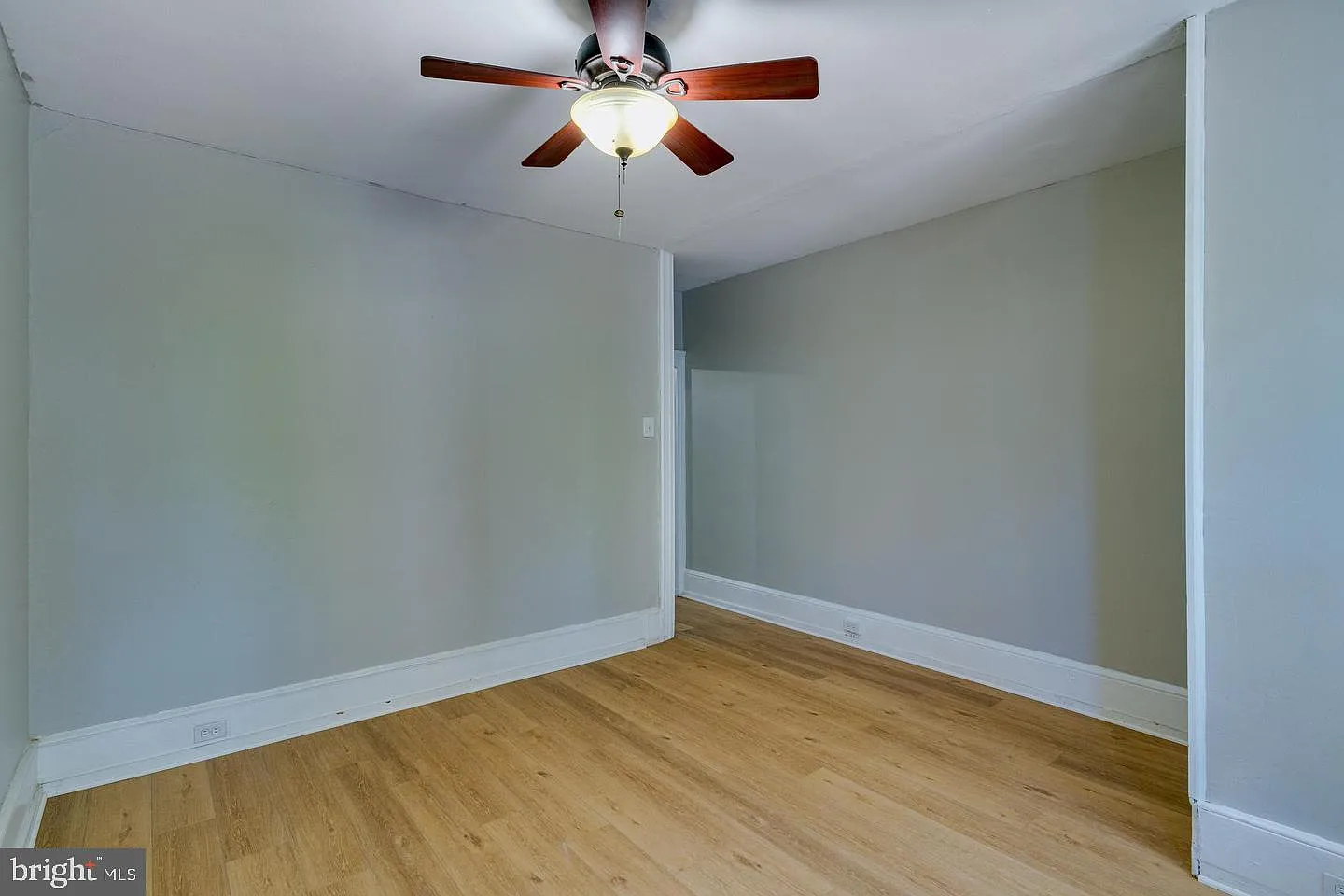 4 bed, 2.0 bath, 1680 sqft, $3,300 — Photo 3