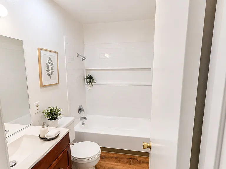 13514 1/4 Village Dr — Photo 4