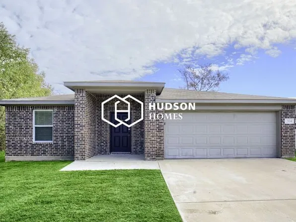 204 Flying Bridge Dr, Mabank, TX 75156