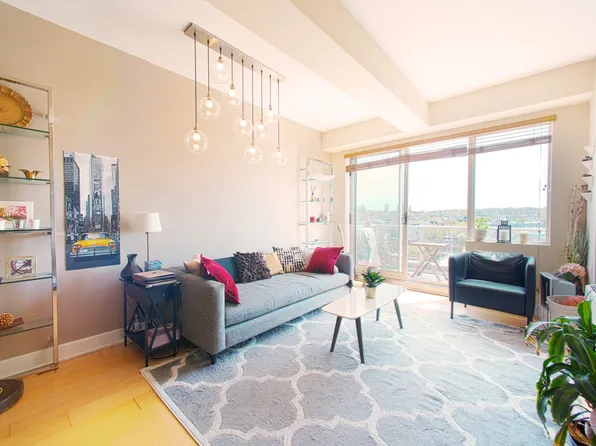 343 4th Avenue image 1 of 13