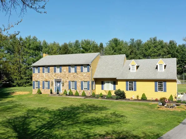 1440 Credley Ln, Collegeville, PA 19426