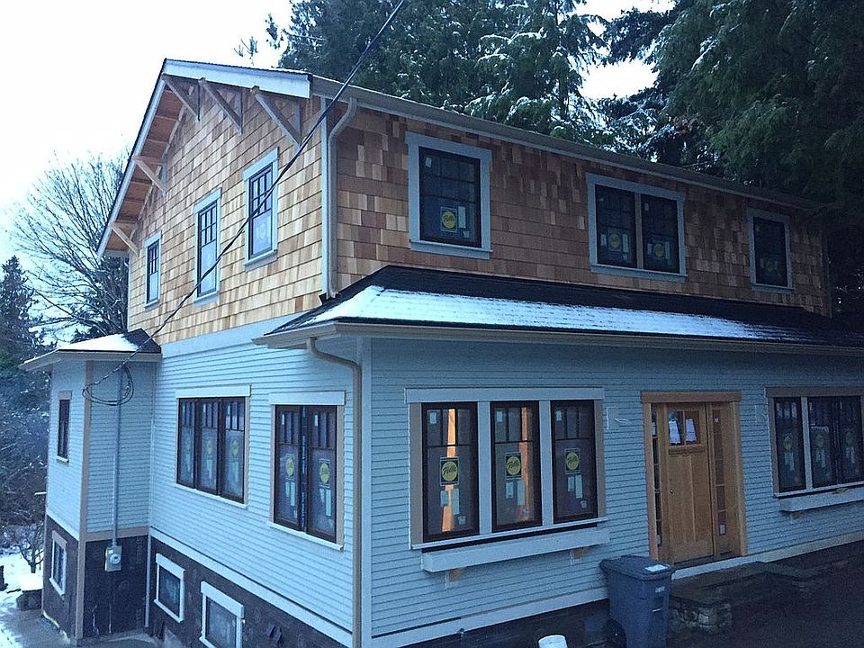 2nd image of 6729 46th Ave SW