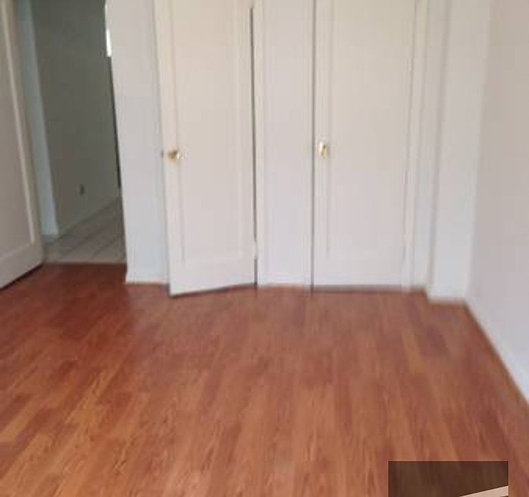 1st image of 2165 47th St