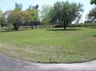 14501 Brim Rd, Hollywood, FL 33027