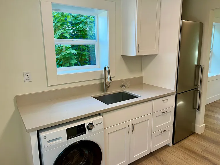 230 Central Ave #4 — Photo 7