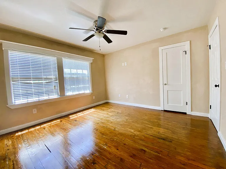 1693 Stonewall St — Photo 18