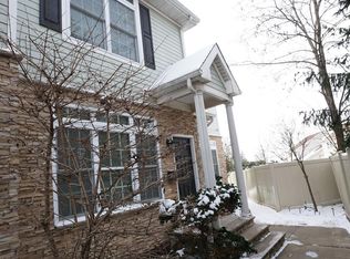 1299 Saint George Ave #105, Colonia, NJ 07067